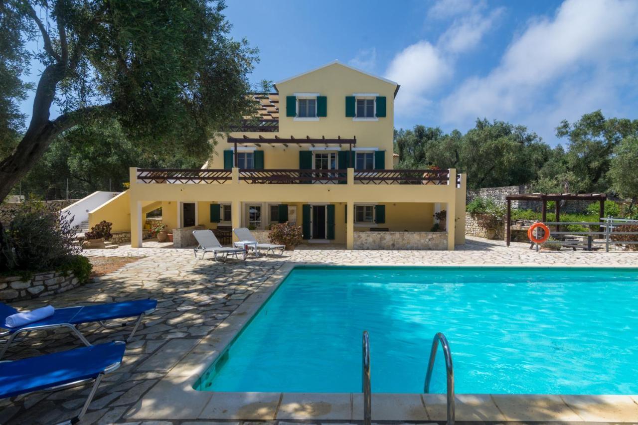 Villa Elaia Suites & Apartments No.2 Gaios Exterior photo
